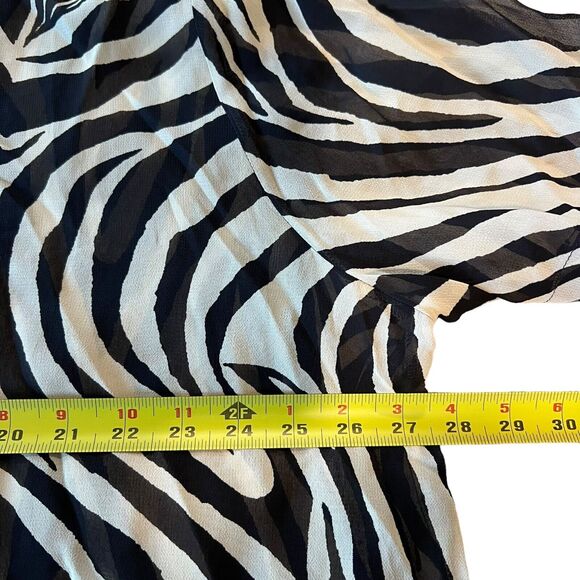 Sunflair Zebra Animal Print Blouse Top Womens Sz. 24 Black Beige Lightweight - Picture 6 of 9